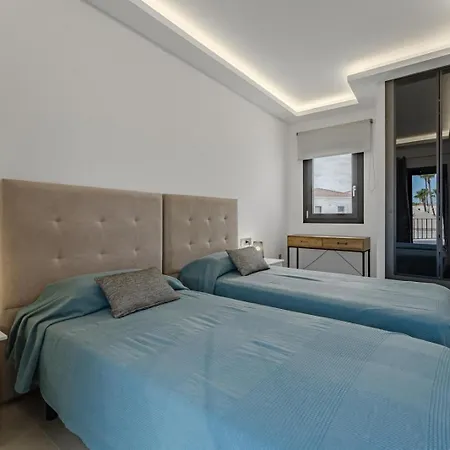 Alma South - By Checkpop *